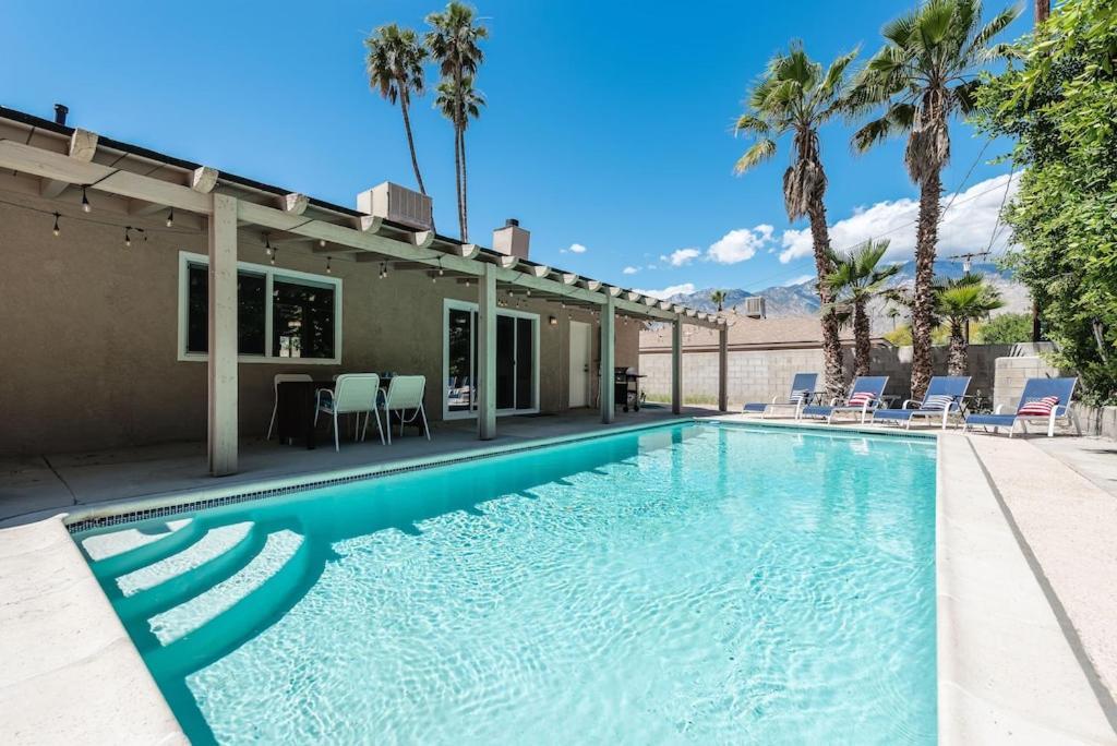 Bright & Airy Pool-spa Oasis Home-dogs Welcome! Of # 4243 * Palm Springs