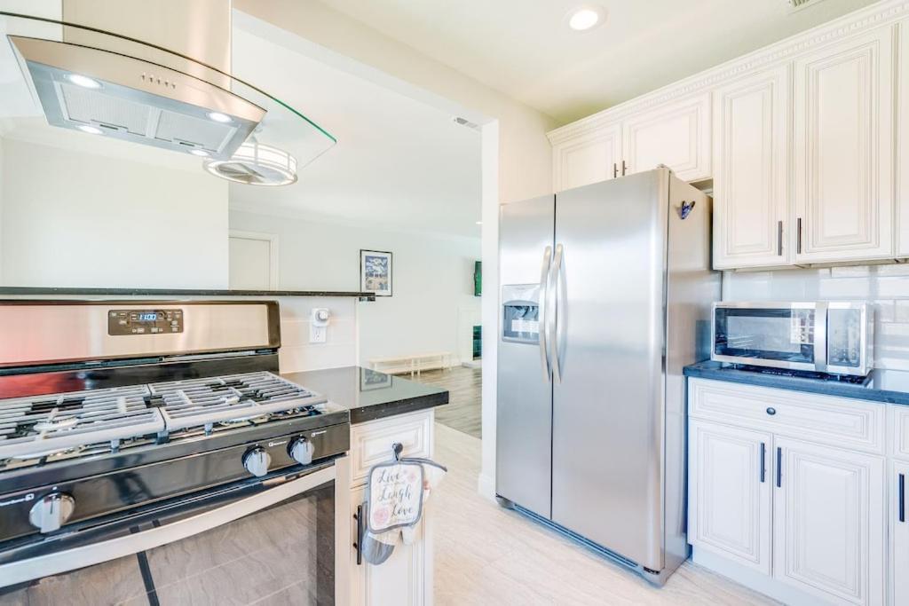 Bright & Airy Pool-spa Oasis Home-dogs Welcome! Of # 4243 Hébergement de vacances Palm Springs
