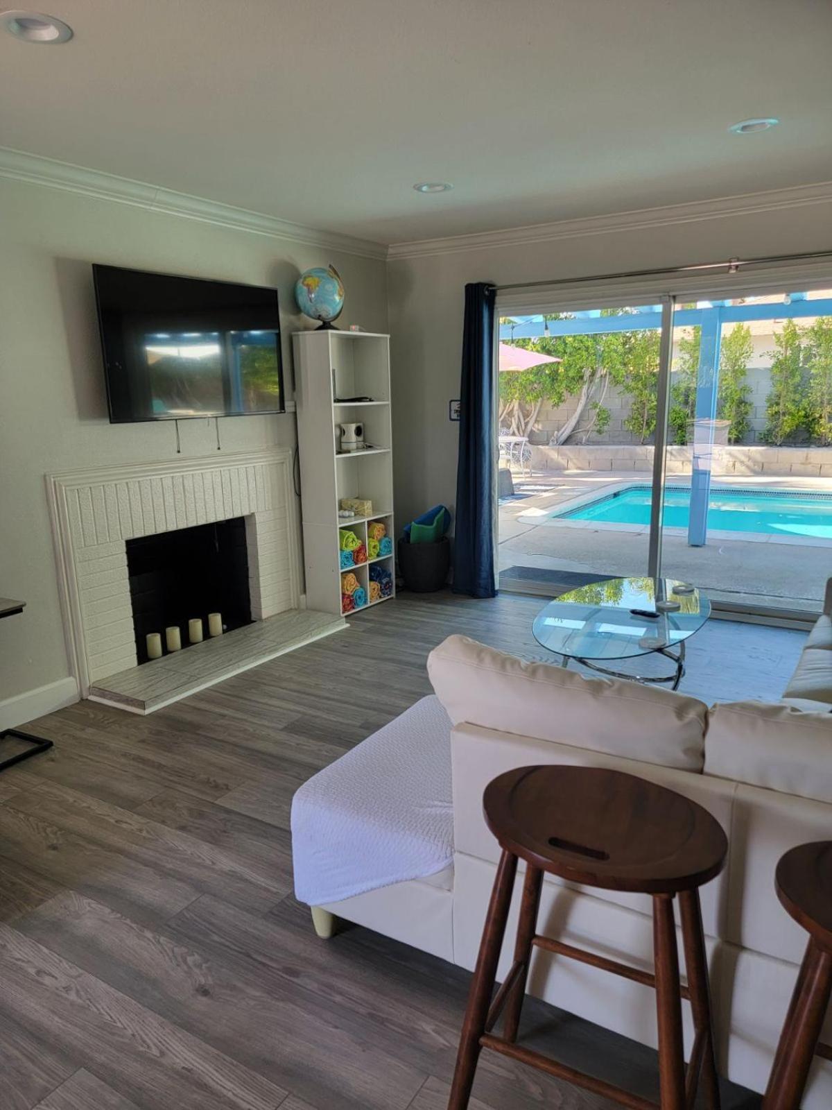 Bright & Airy Pool-spa Oasis Home-dogs Welcome! Of # 4243 Palm Springs